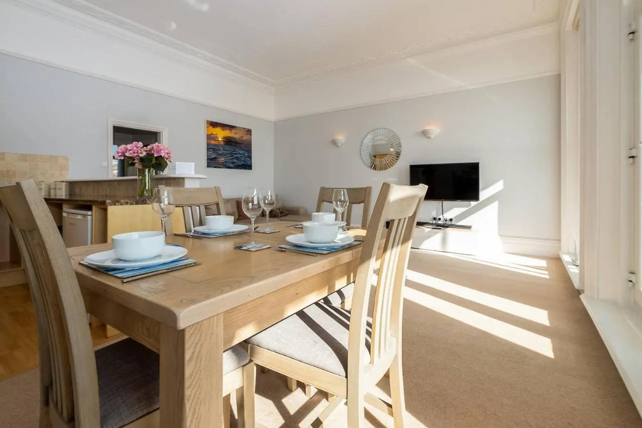 Spectacular Sea Views! Stylish Apt With Balcony Apartment Brighton United Kingdom